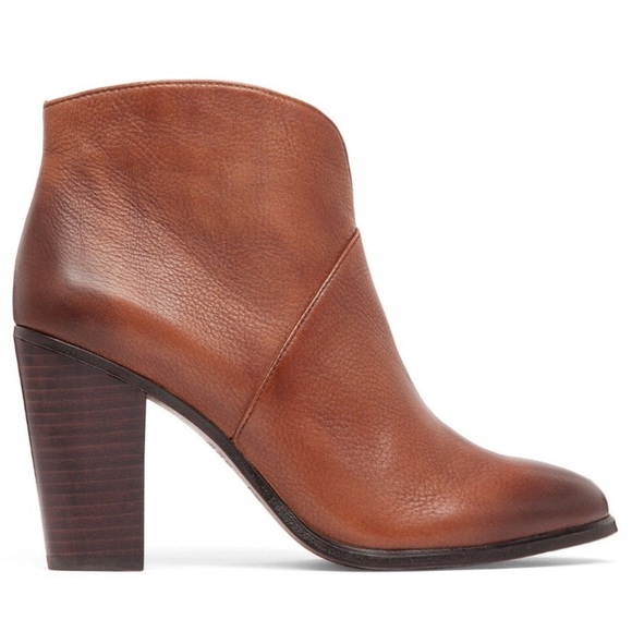 Vince Camuto Franell Notched Bootie 